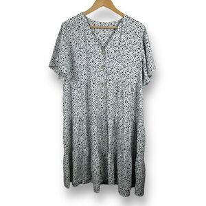 Boutique Women's Size L Drop Waist Leopard Print Tee‎ Dress Button Front